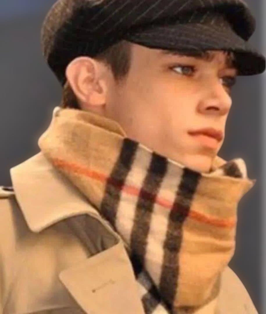 バーバリー　カシミア100%　スヌード　ネックウォーマー　マフラー