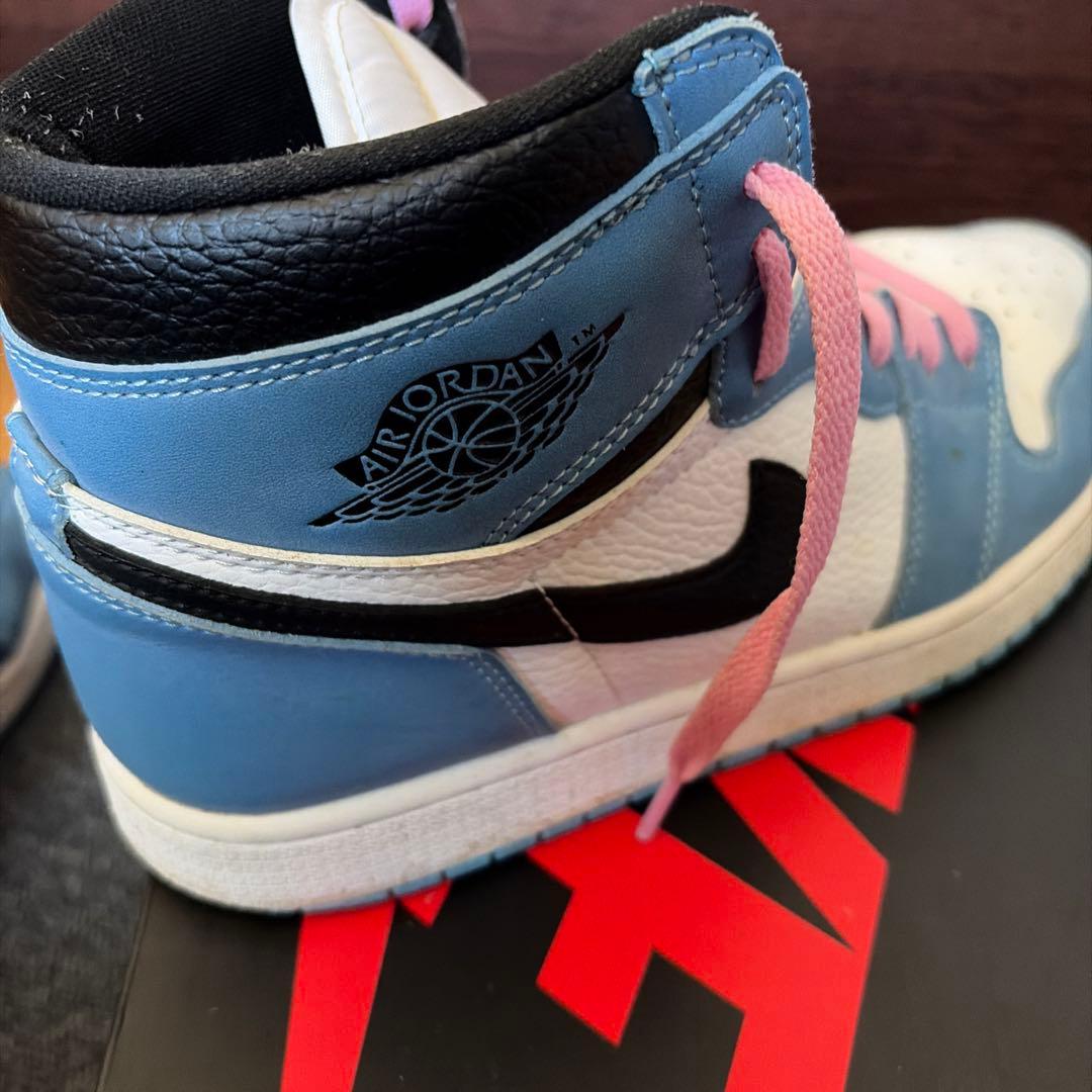 NIKE AIR JORDAN “University Blue“ジョーダン