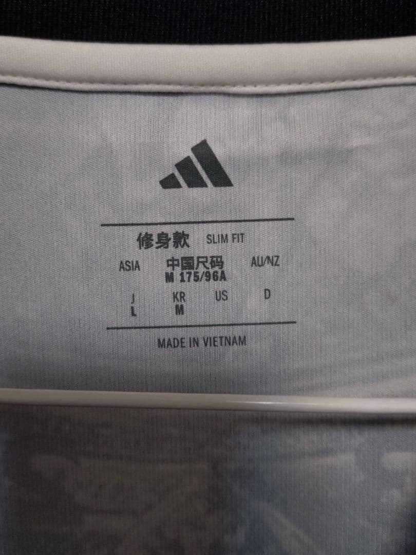 H*K様 【未使用タグ付き】ユベントス 25/26 プレマッチジャージー L