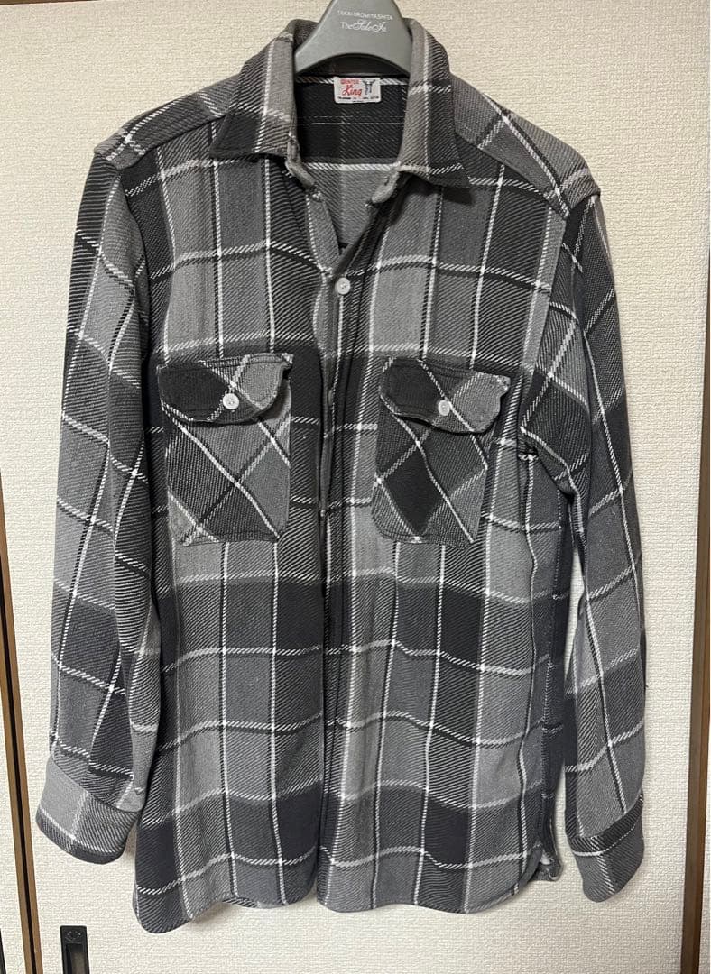 WINTER KING マチ付きネルシャツ　ブラック　グレー