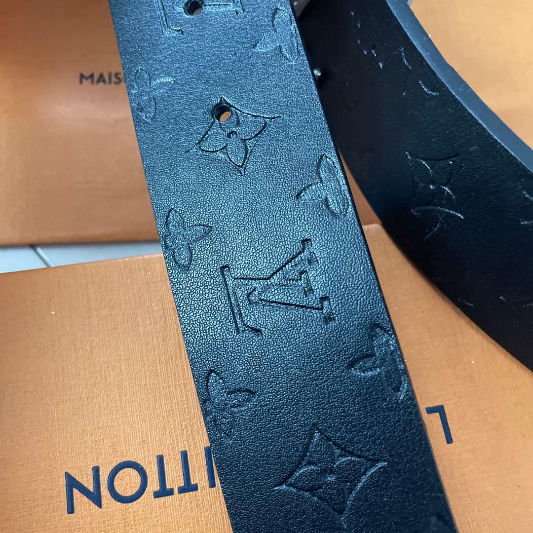 ブラック レザー ベルト　モノグラム　リバーシブル