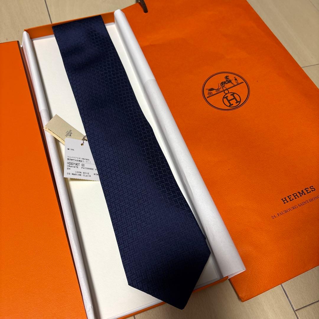 Hermès ネイビー シルク ネクタイ