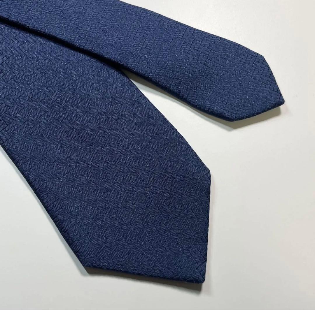 Hermès ネイビー シルク ネクタイ