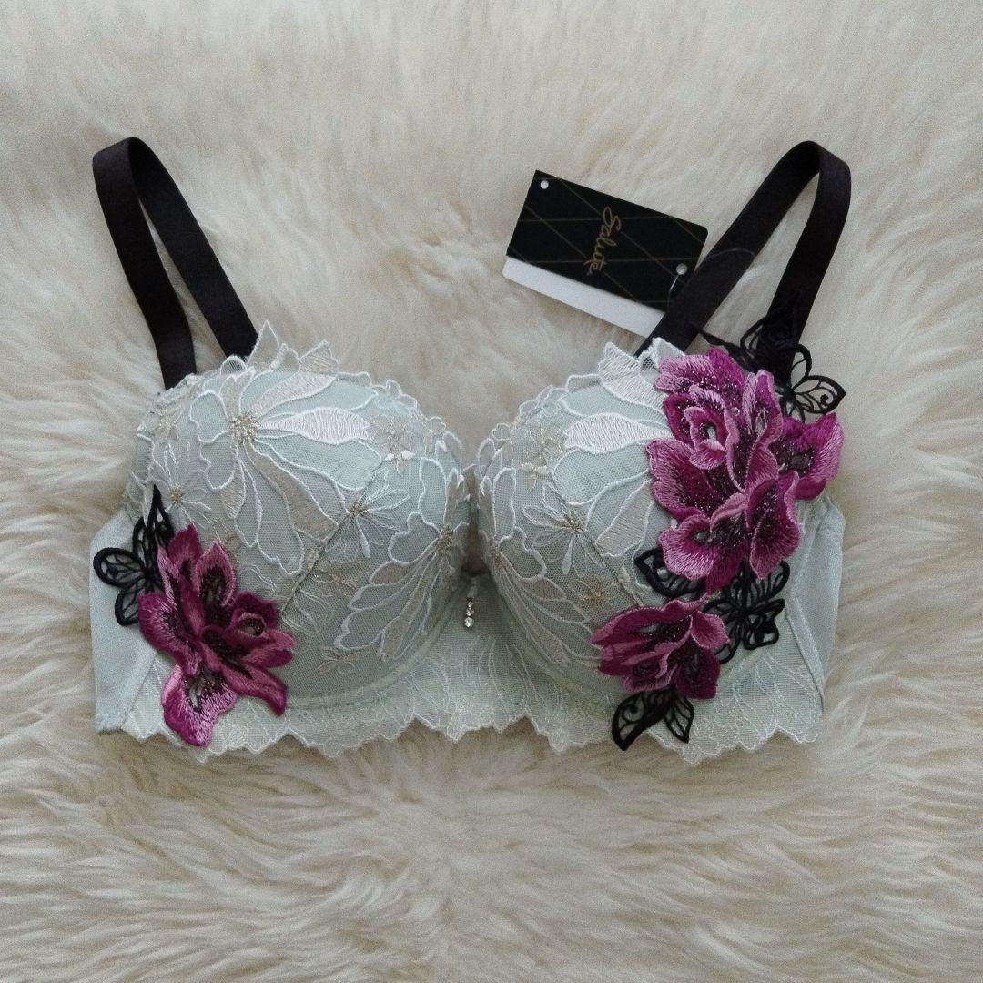 salute　サルート　96G 96グループ　F70 OV P-UP　ソング