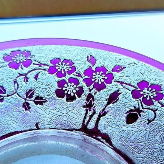 花のオールドバカラ エグランチエのプレート【1916年】