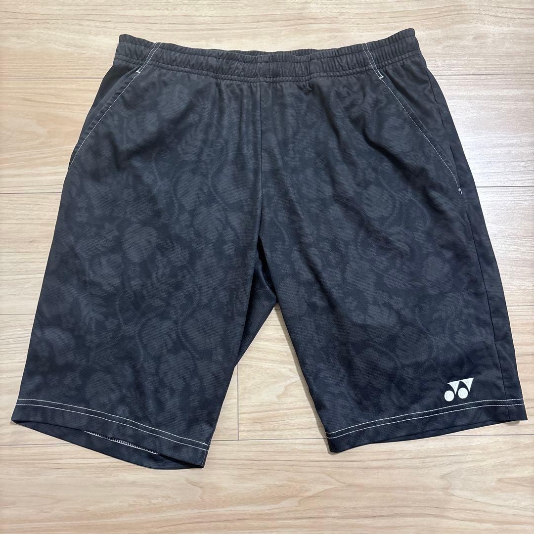 YONEX ボタニカル 黒ハーフパンツ