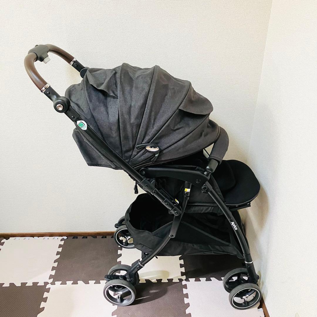 アップリカ ラクーナクッションフリープラス グレー 人気モデル ベビーカー 美品