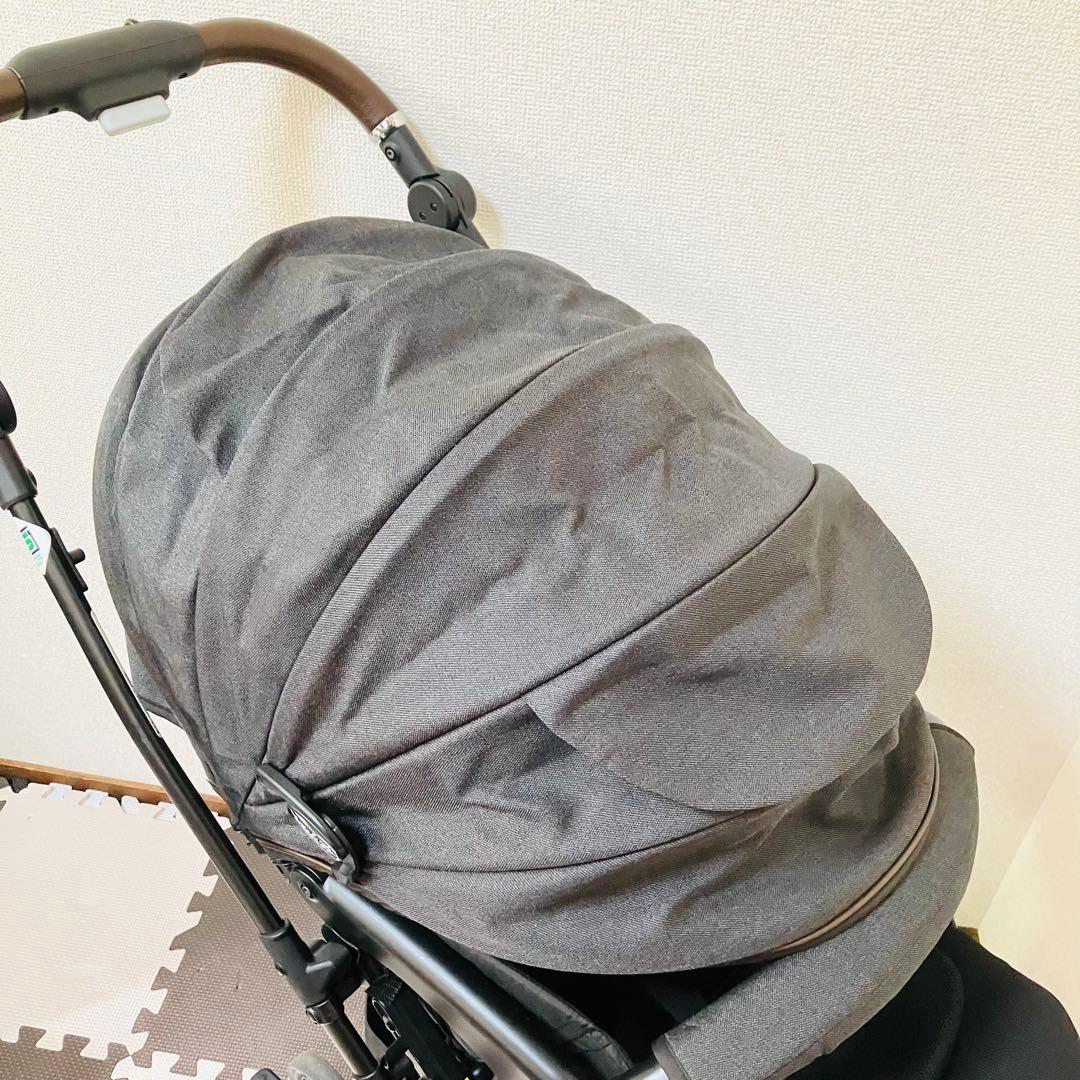 アップリカ ラクーナクッションフリープラス グレー 人気モデル ベビーカー 美品