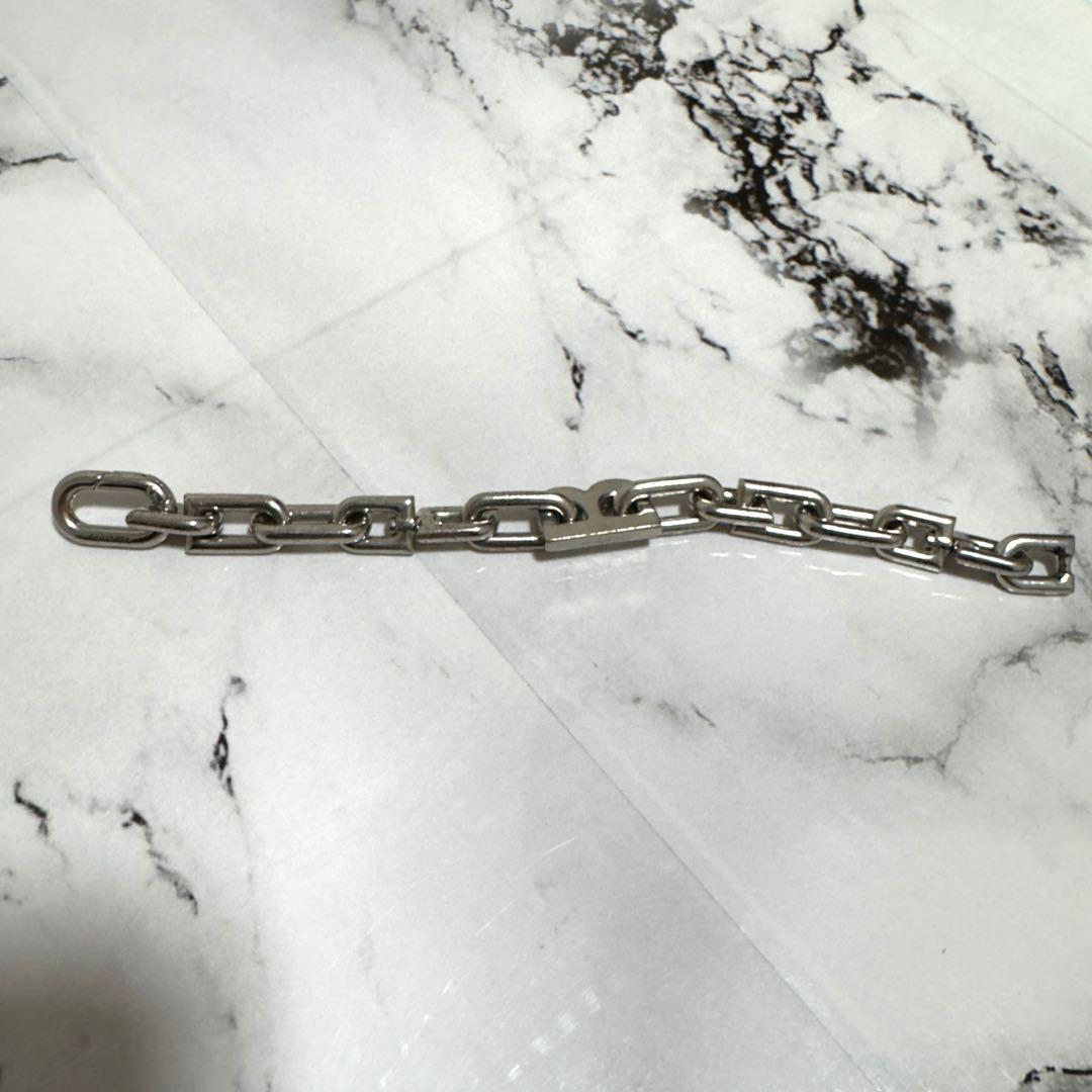 バレンシアガ　B Chain スリムブレスレット シャイニーシルバーブラス