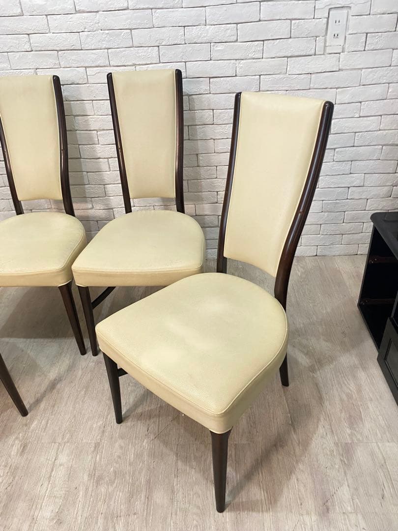 ①【ハルイロ　】カリモク　ダイニングチェア