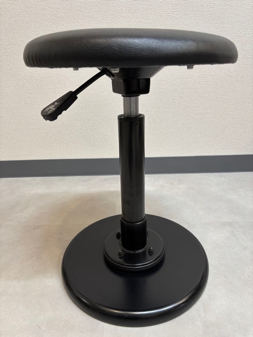 ヘッドスパ　スツール　ビューティーガレージ