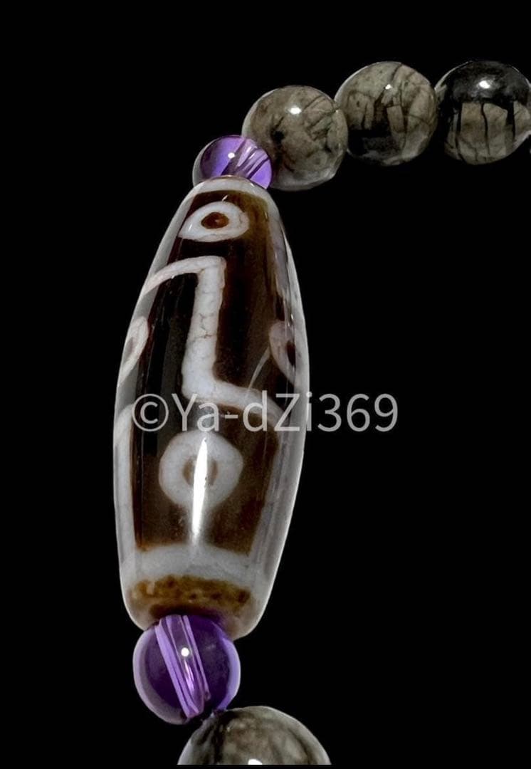 dZi ジービーズ 西蔵 至純 血糸龍紋九眼天珠とケセラストーンブレスレット