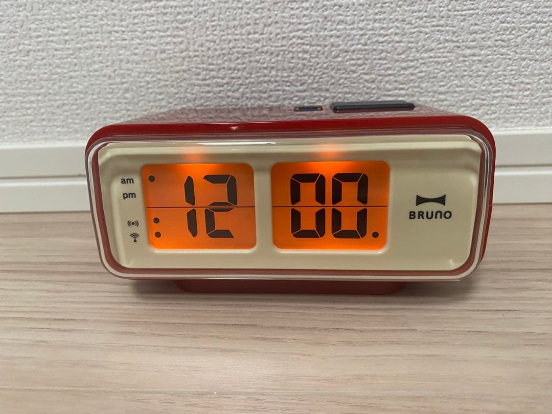 BRUNO LCDレトロアラームクロックS BCR003 レッド