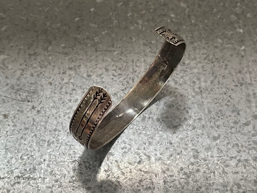 30s 卍 スワスティカ アロー バングル ビンテージ ブレスレット