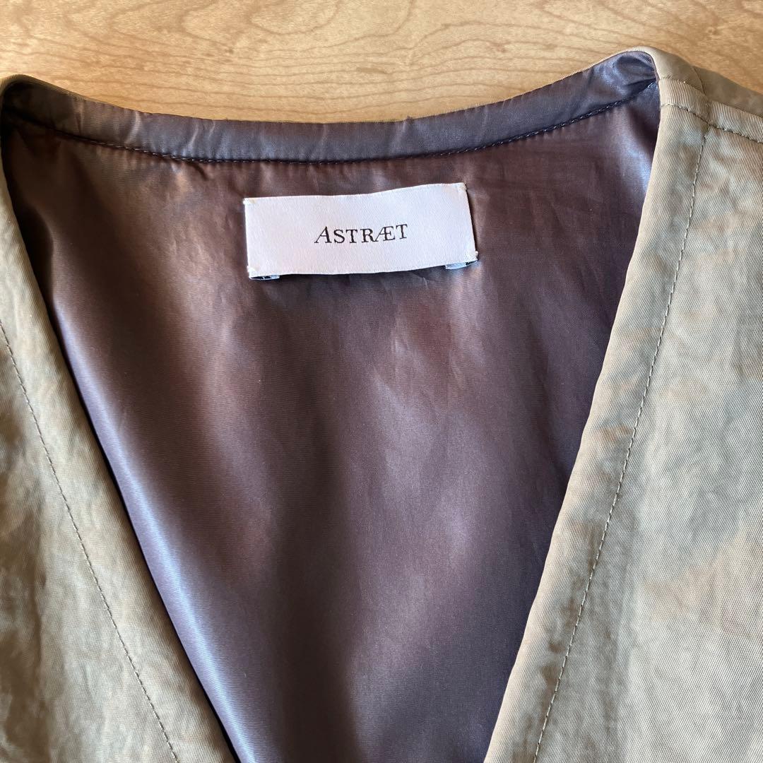 ASTRAET中綿ノーカラーブルゾン