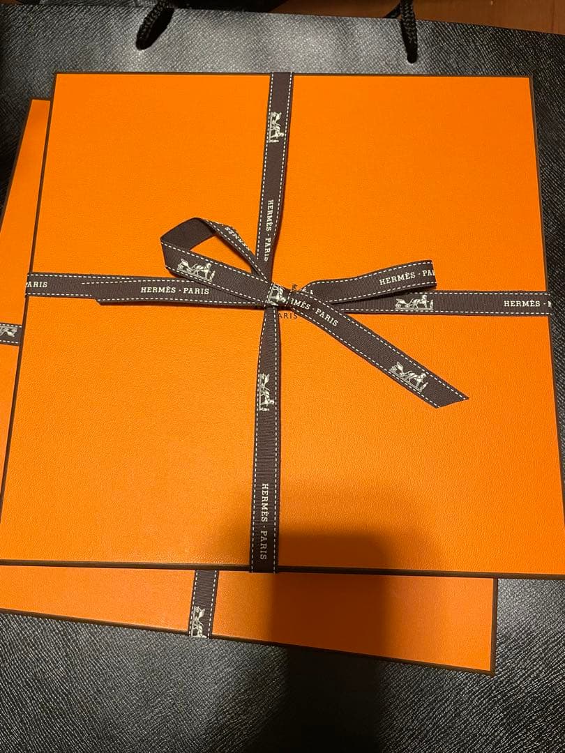 新品　エルメス　ソレイユ　デザートプレート 21cm