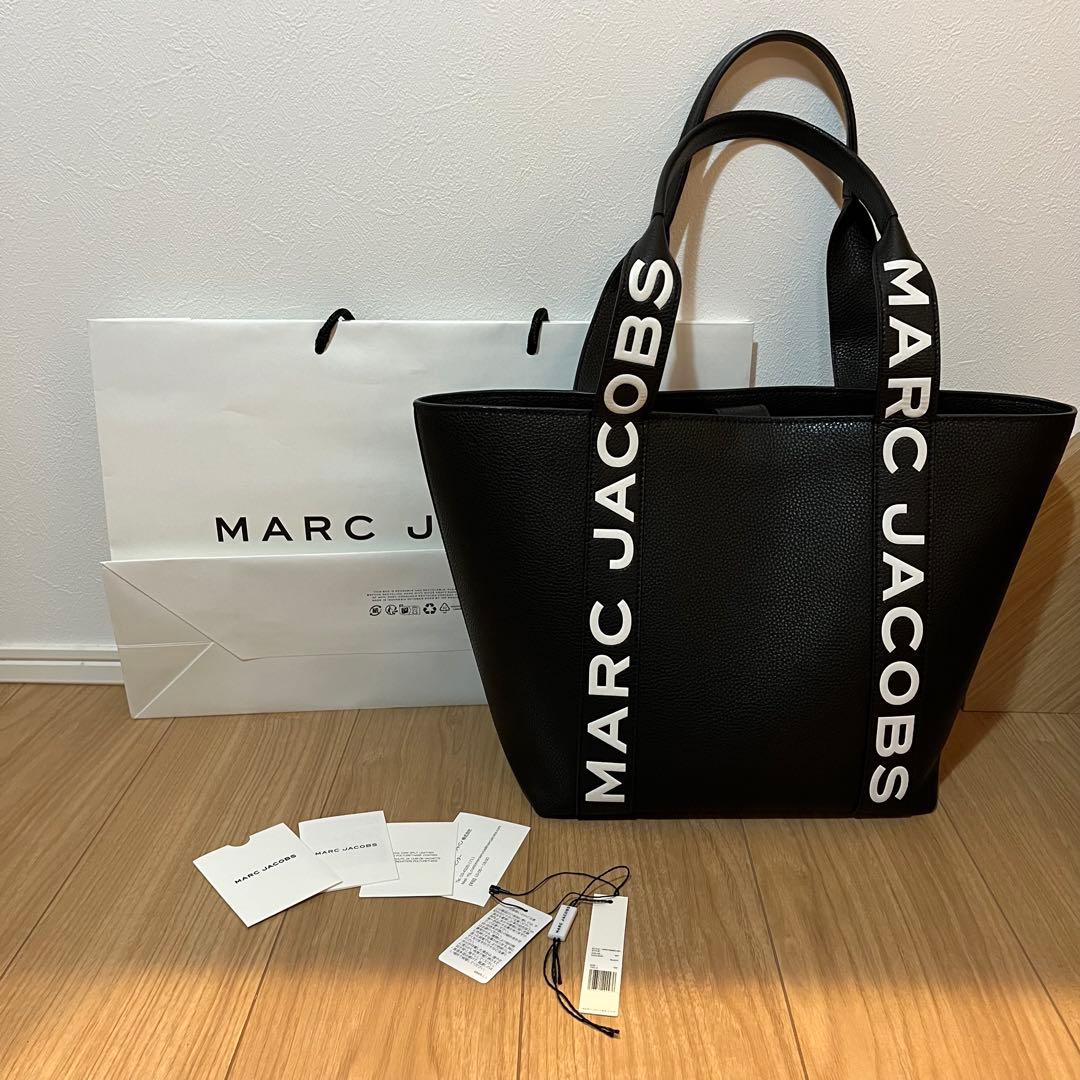 【期間限定お値下げ中】マークジェイコブス A4レザー トートバッグL