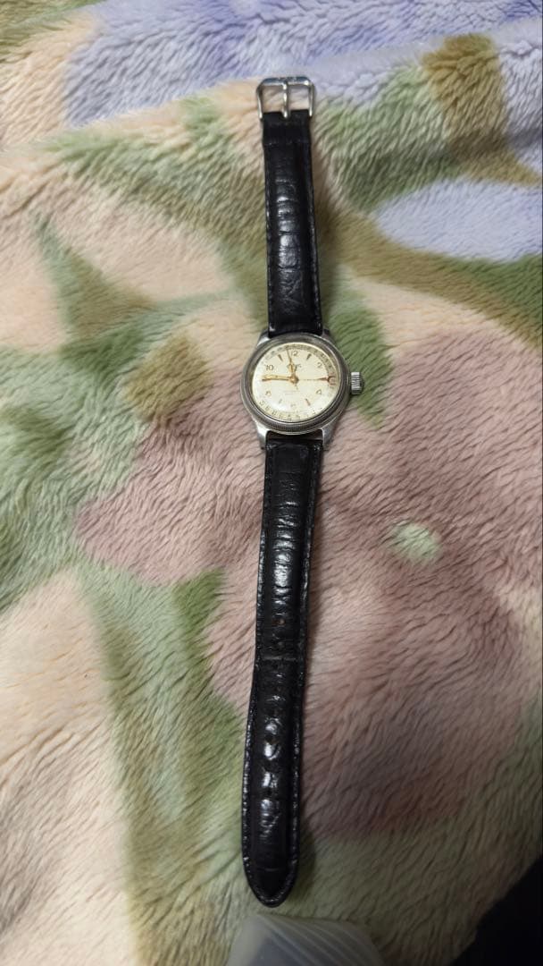 ビンテージのオリス ビッグクラウン ポインターデイト ウォッチです。