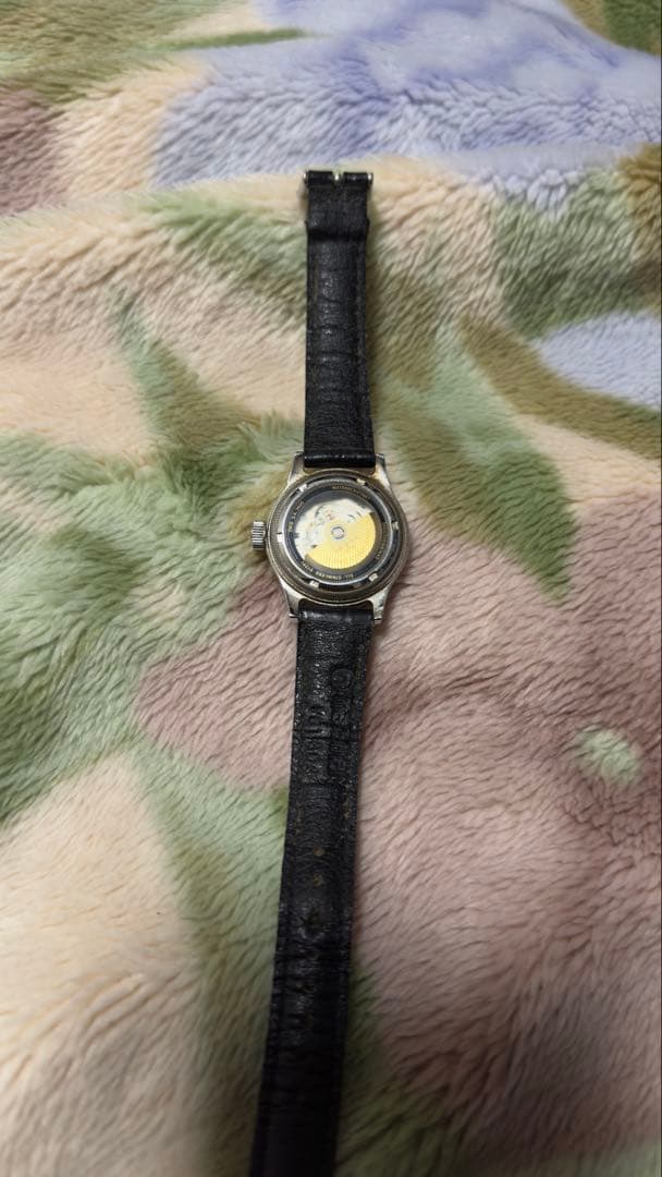 ビンテージのオリス ビッグクラウン ポインターデイト ウォッチです。