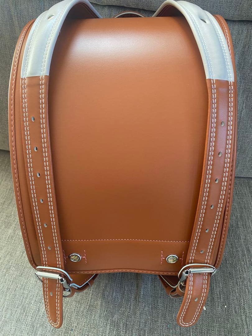 2023年　黒川鞄工房ランドセル　スムース牛革　キューブ型キャメル×ピンク