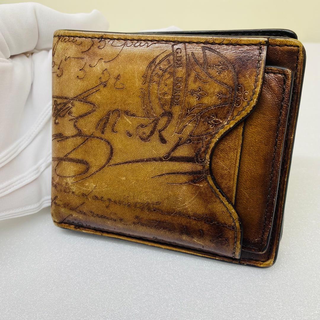ベルルッティ　レザー/カリグラフィ/二つ折り財布/札入れ/ブラウン/ウォレット