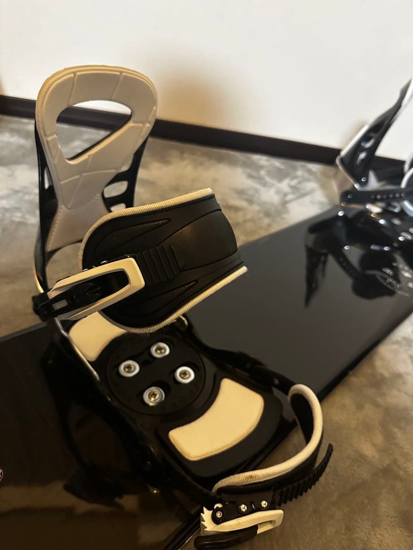 初心者向け スノーボード板・ビンディング・ブーツ・ゴーグル 4点セット