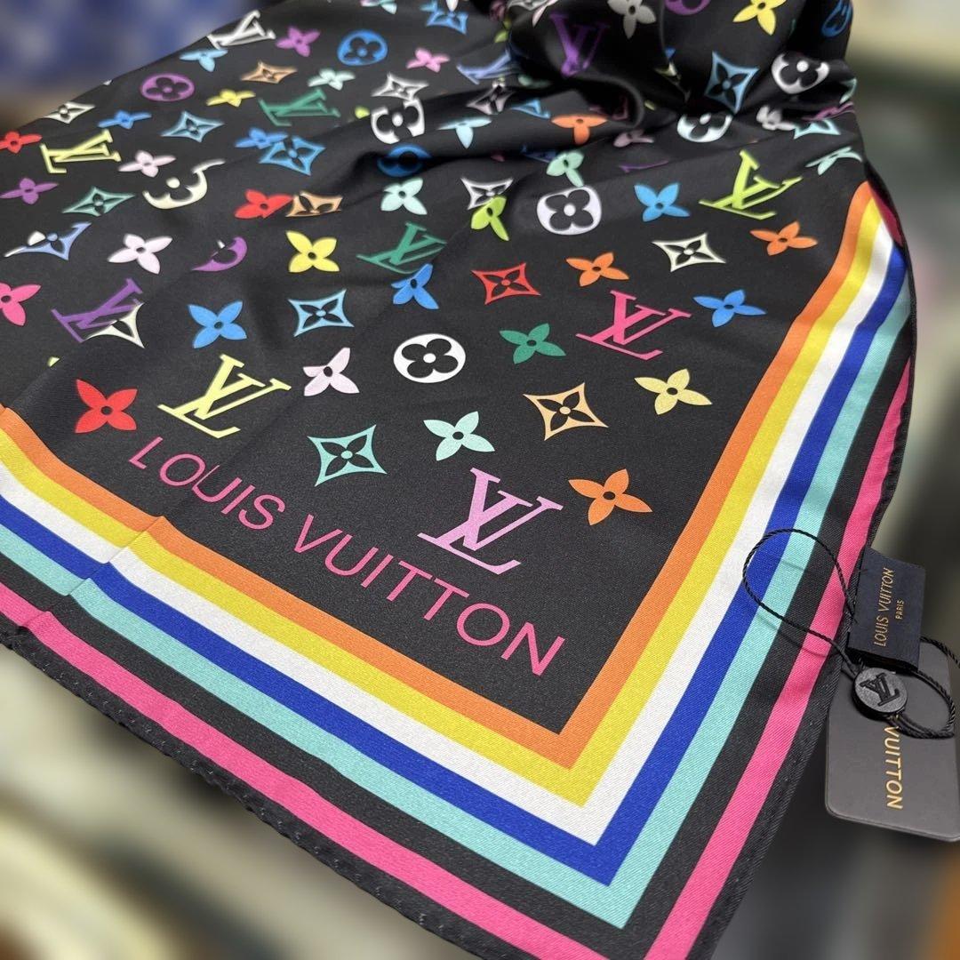【今晩限り価格】ノベルティ 春物先取り LV 村上隆 スカーフマルチカラー