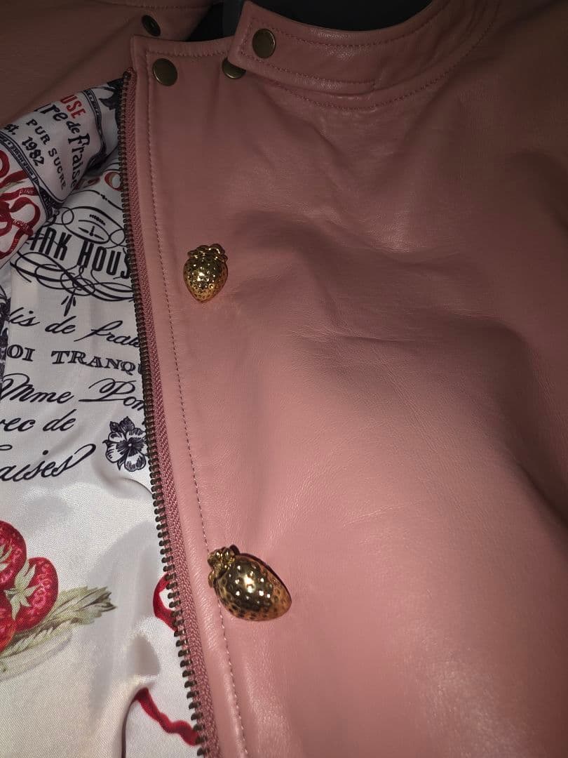 ピンクハウス イチゴボタン革ジャン