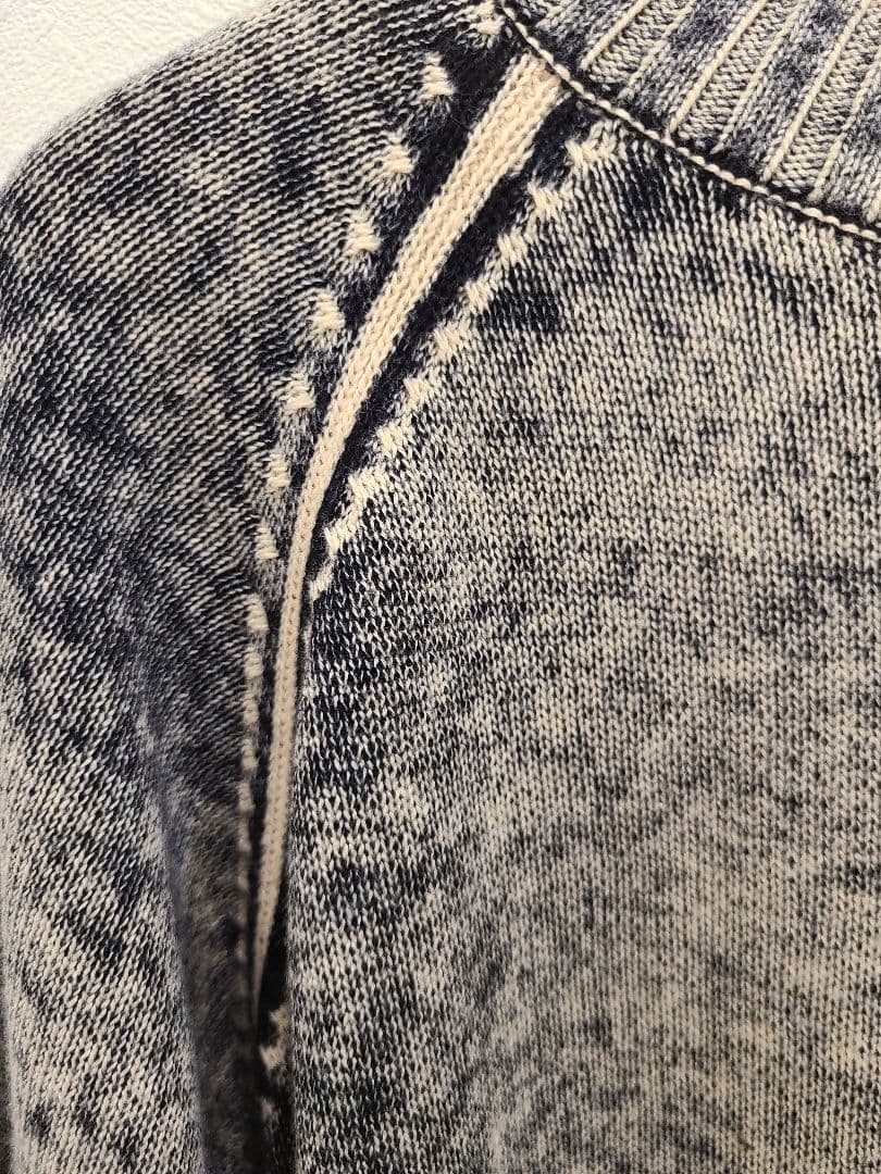 ハイネックセーター(ベージュ)