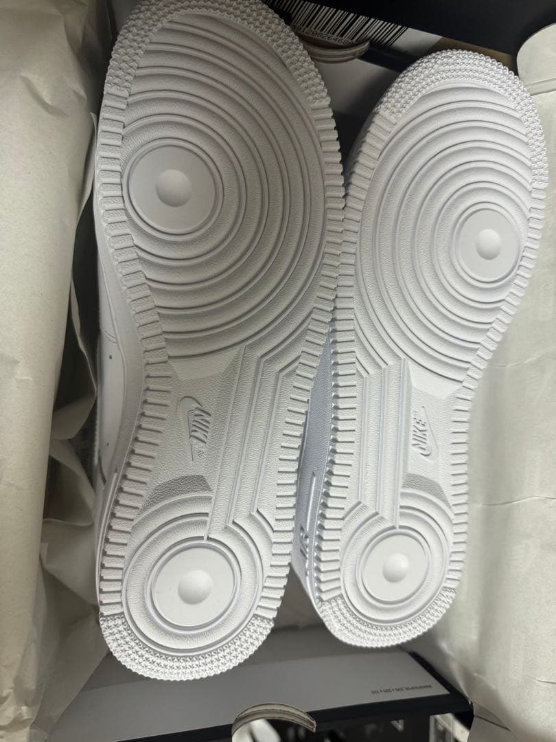 Nike Air Force 1 Supreme ホワイト 新品-24.５