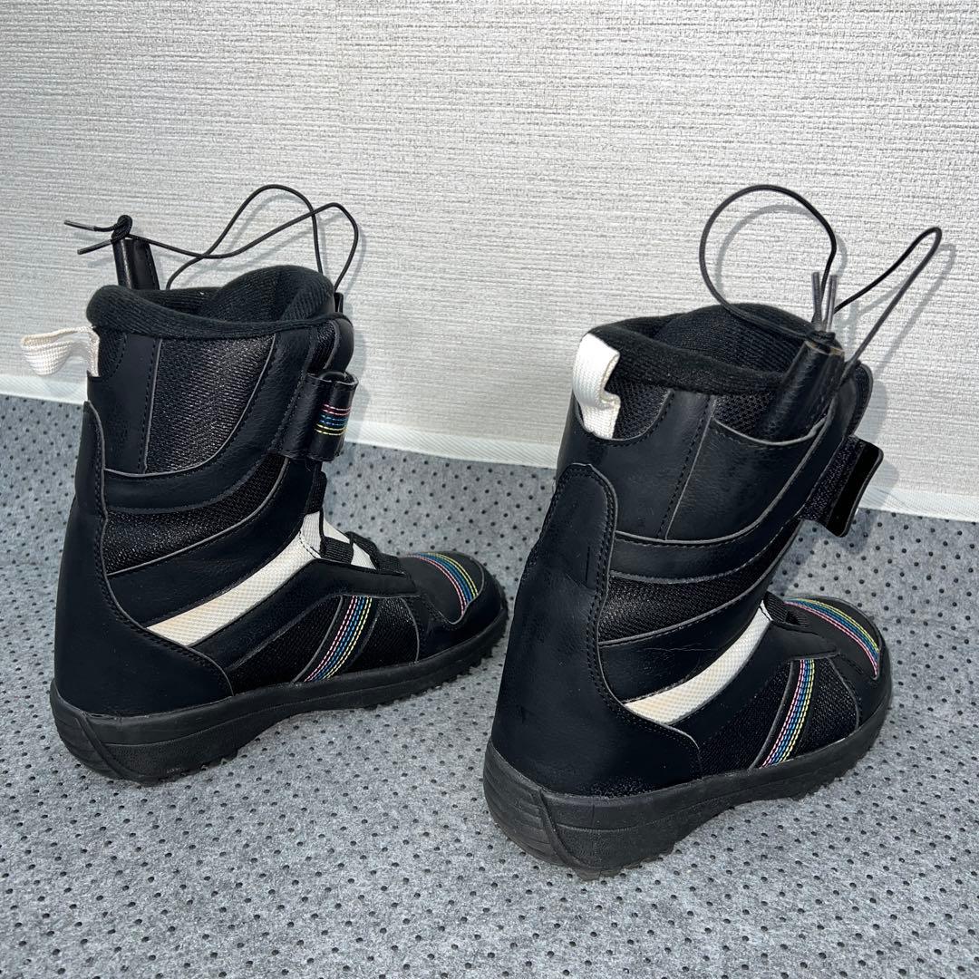 10回使用 キッズスノーボード 120cm IGNIO＋バイン＋レースブーツ