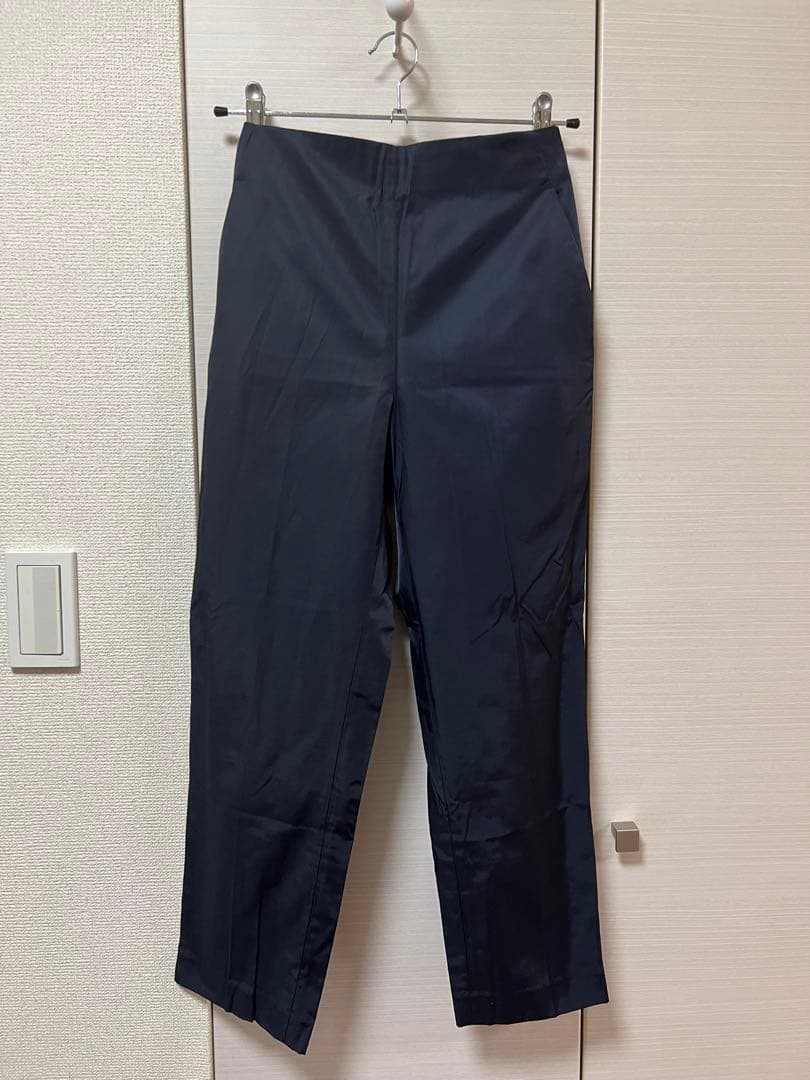 Mila owenミラオーウェン ペプラムブラウステーパードパンツ setup