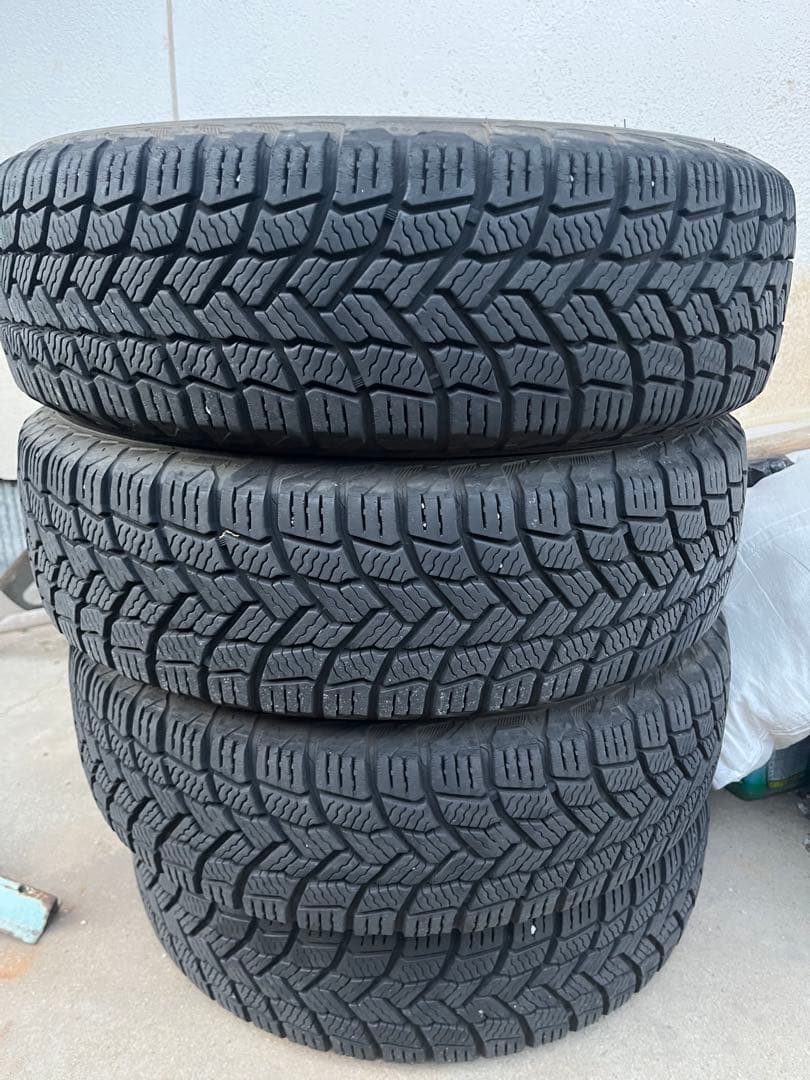 14インチ　スタッドレス　4.5j