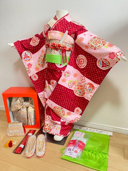 未使用新品　式部浪漫　七歳振袖セット