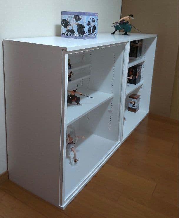 コレクションケース　フィギュアケース　棚