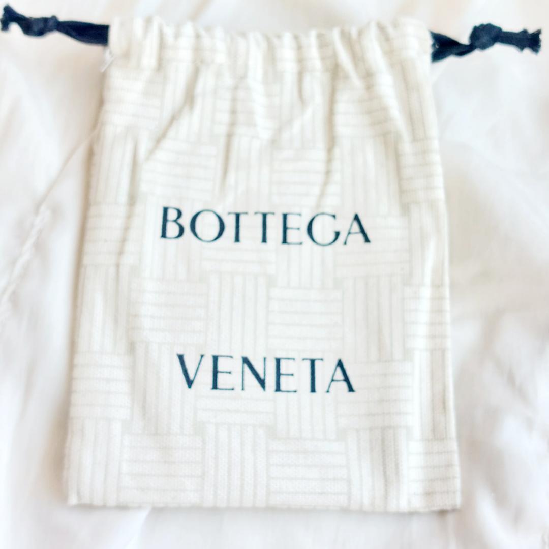 ボッテガ ヴェネタ マネークリップ マキシ イントレチャート 青 革 札 財布