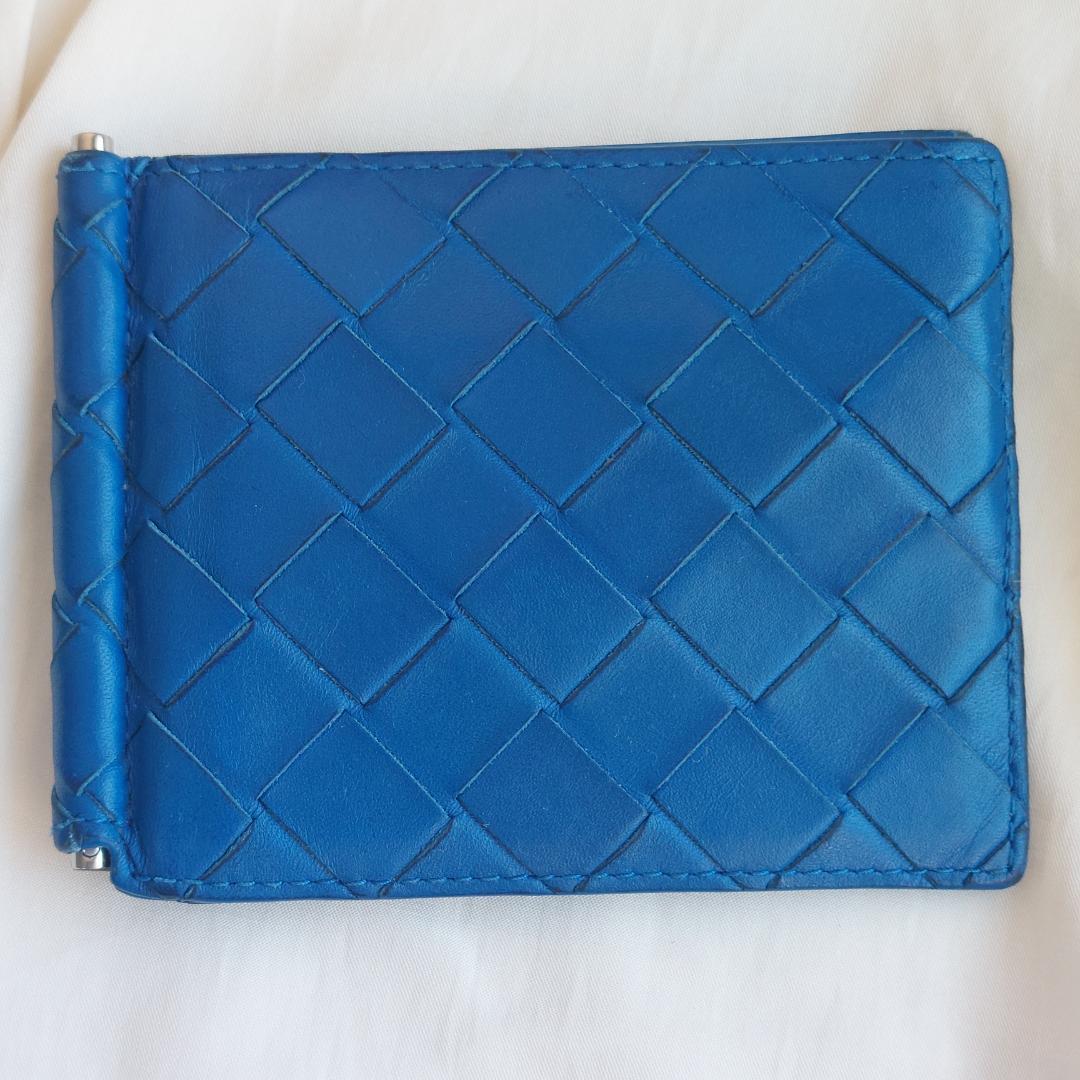 ボッテガ ヴェネタ マネークリップ マキシ イントレチャート 青 革 札 財布