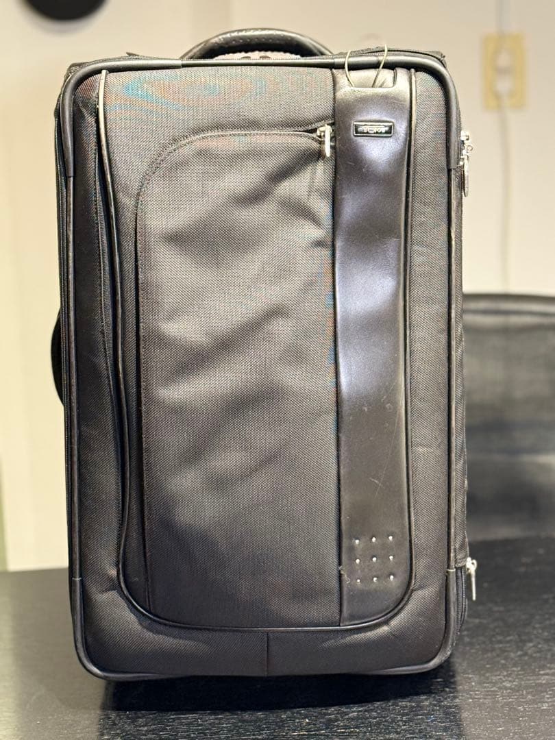 TUMI ブラック キャリーケース 23022D