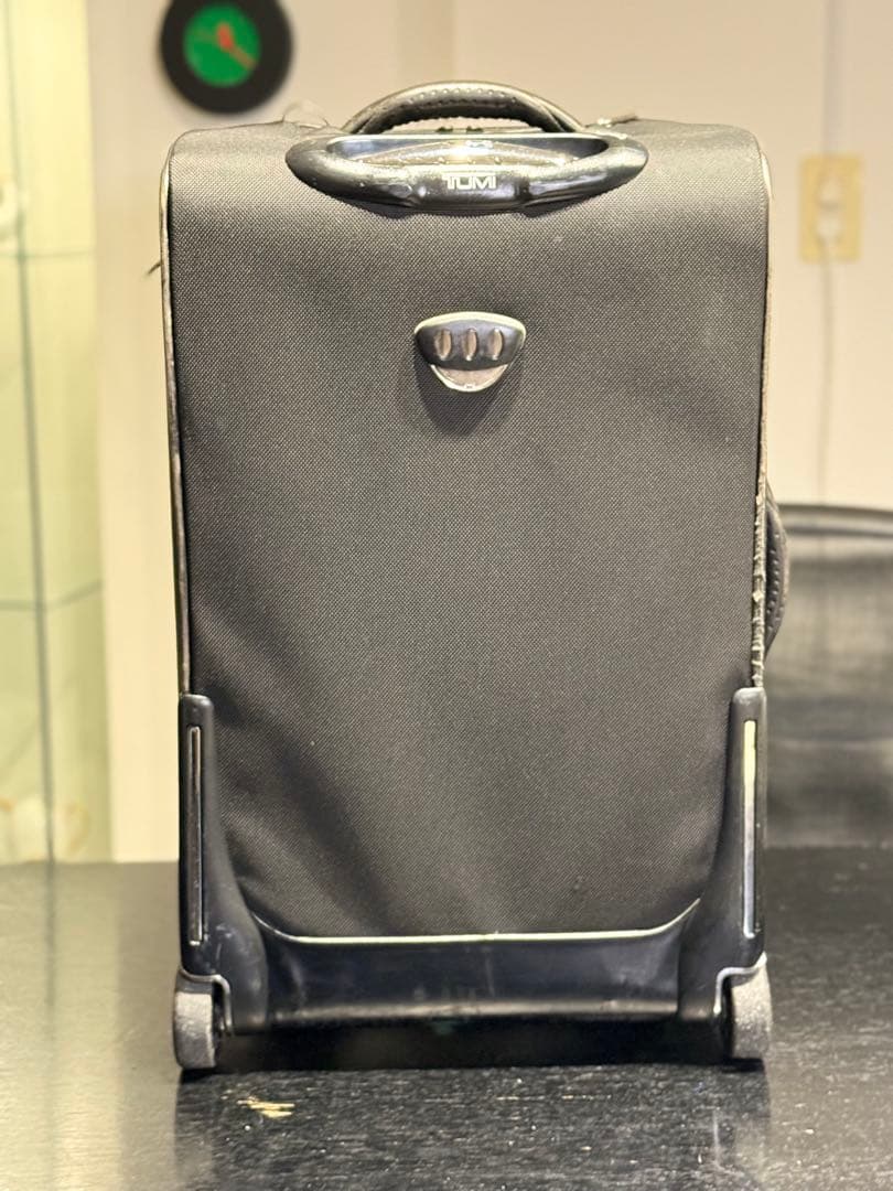 TUMI ブラック キャリーケース 23022D