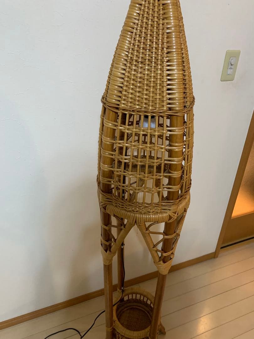 ラタン　フロアスタンド　インテリア