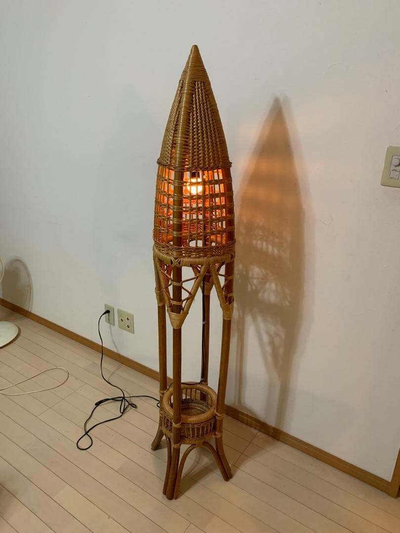 ラタン　フロアスタンド　インテリア