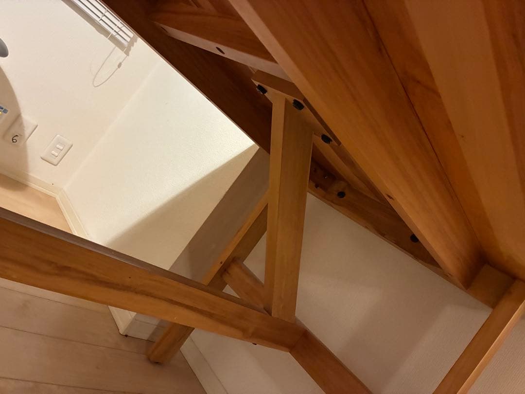 unico ダイニングテーブル