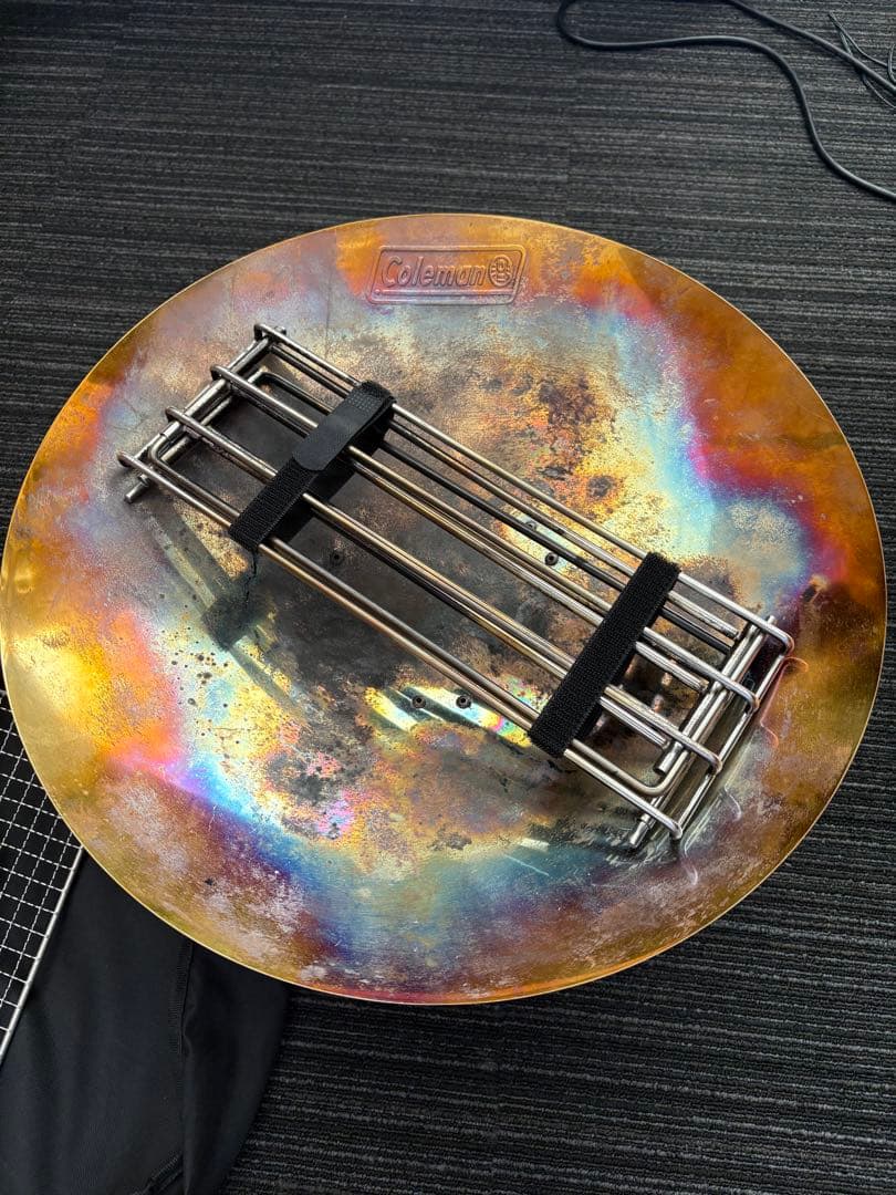 コールマン　ファイヤーディスク　ショップ限定ゴールド　三段フレーム＆五徳付き