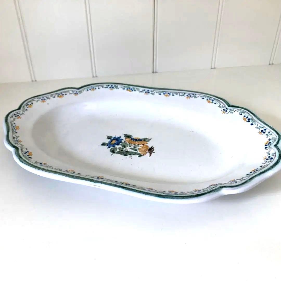 Moustiers プレート