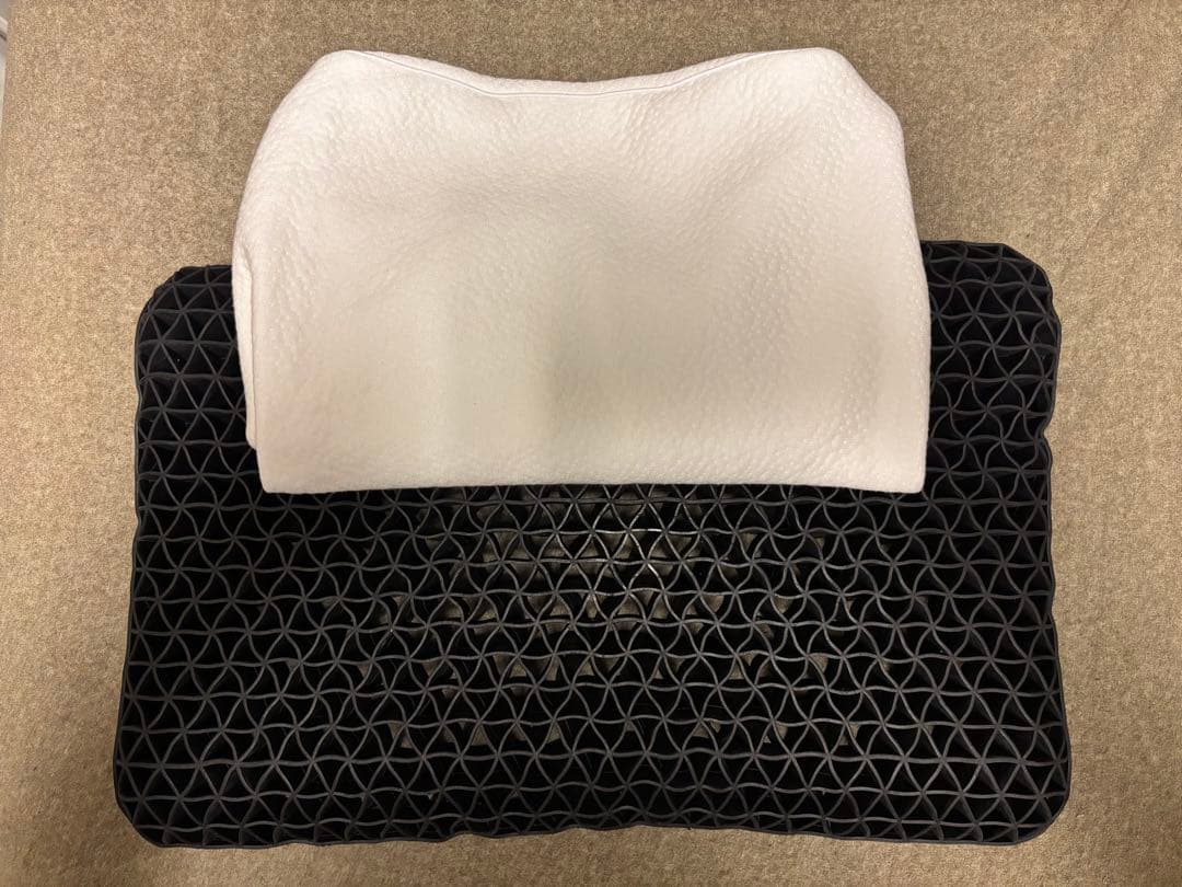 ヒツジのいらない枕 テンセル枕カバー付 まくら 低反発 高反発 丸洗いOＫ至極