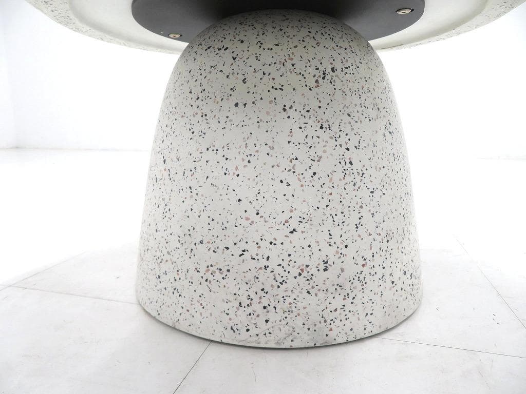 展示品　モーダエンカーサ　テラゾー　コーヒーテーブル　サイドテーブル　フンギ