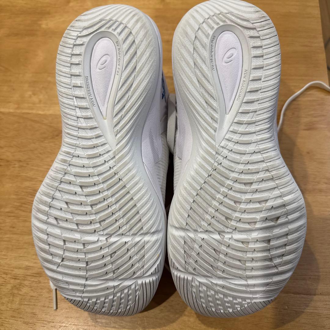 asics NOVA SURGE 3 バスケットシューズ