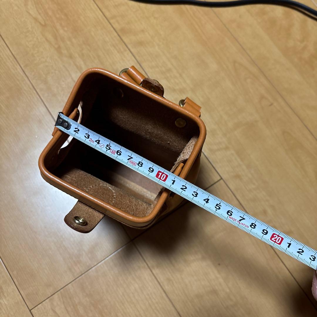 ポルコロッソ　ベルトポーチ　キャメル