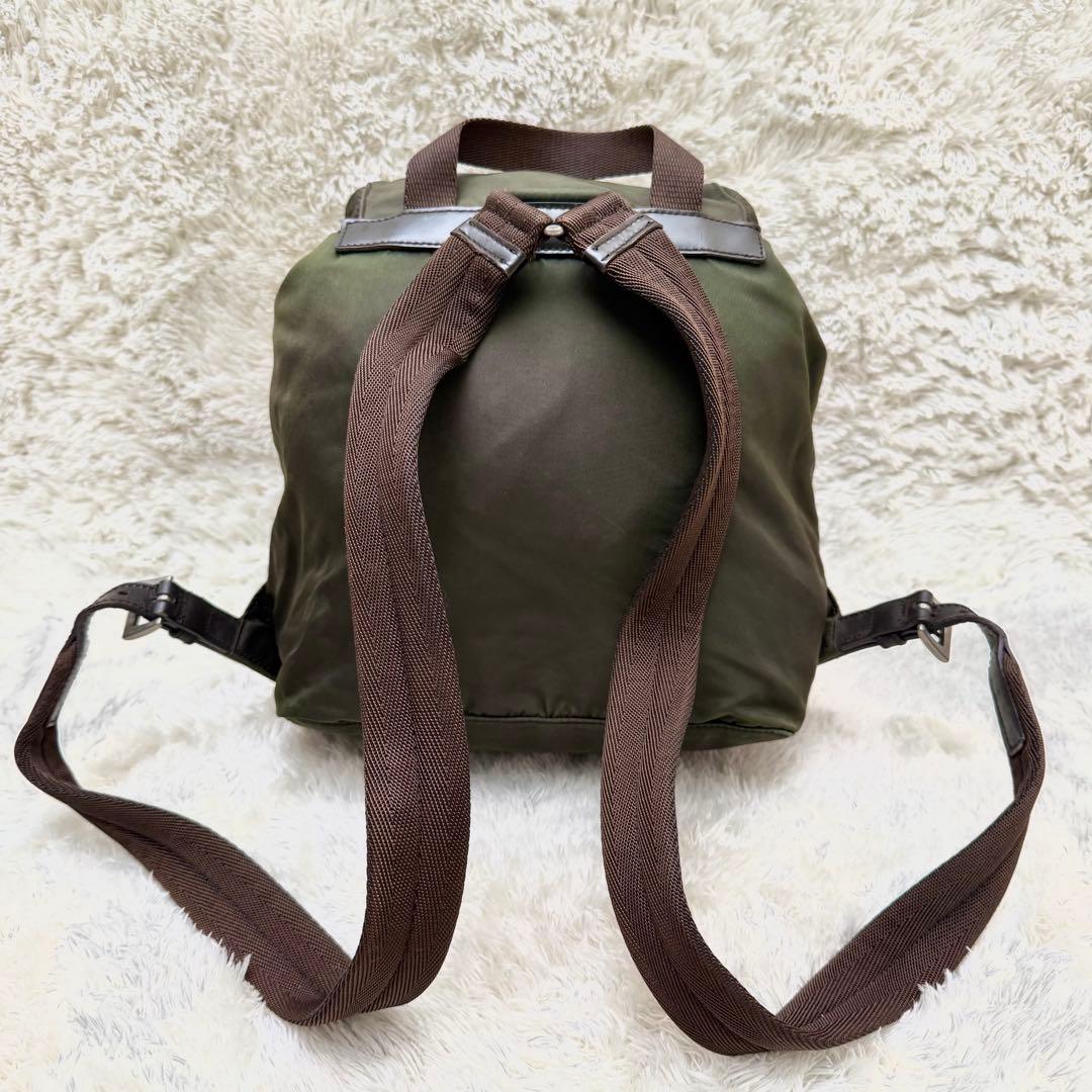 【美品】PRADA プラダ 三角ロゴ リュック バックパック 白タグ カーキ