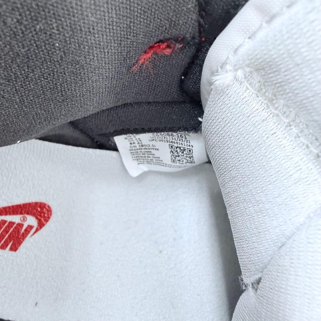 NIKE Air Jordan 1 RETRO HIGH OGホワイトレッド